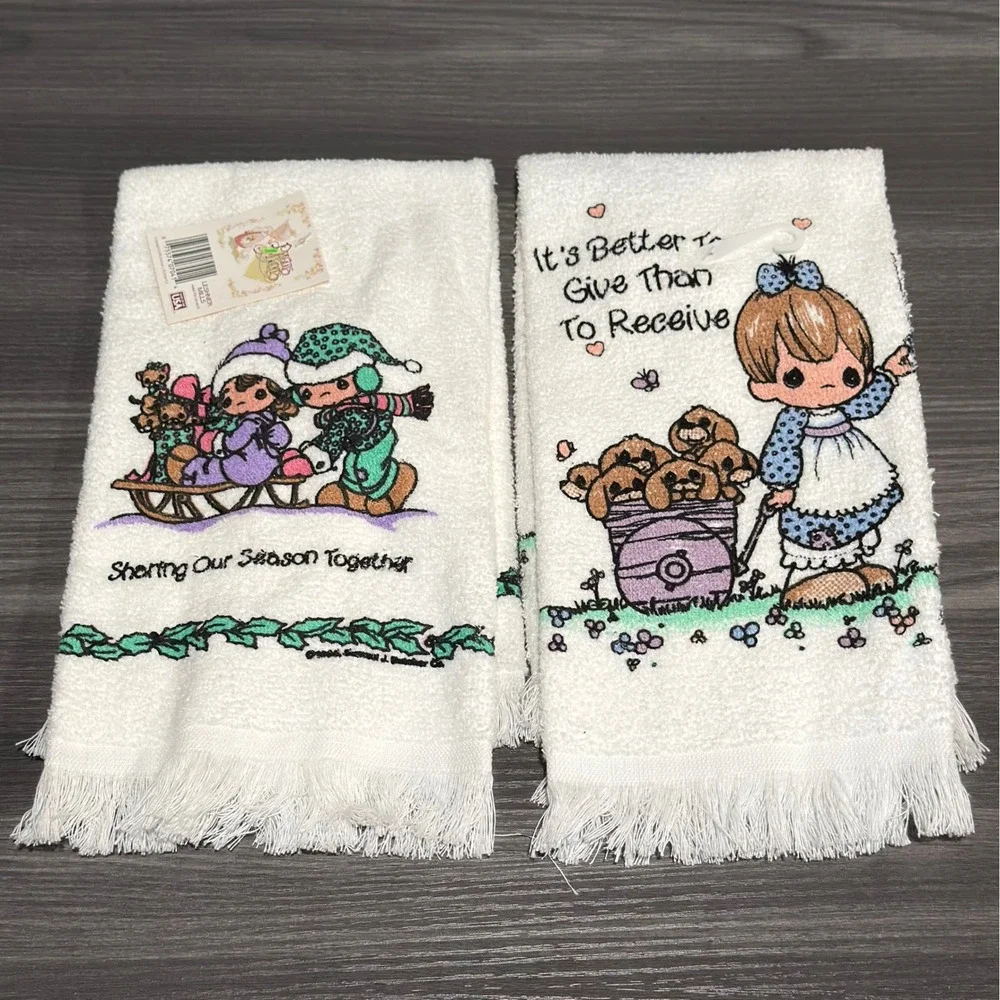 Vtg Precious Moments Hand Towels Set of 2 Leshner Mills White Fringe USA 1990